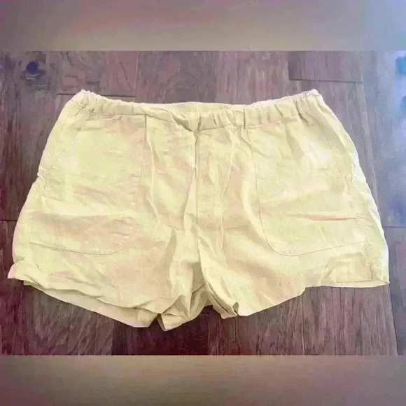 Banana Republic Pants - Banana Republic Yellow Shorts